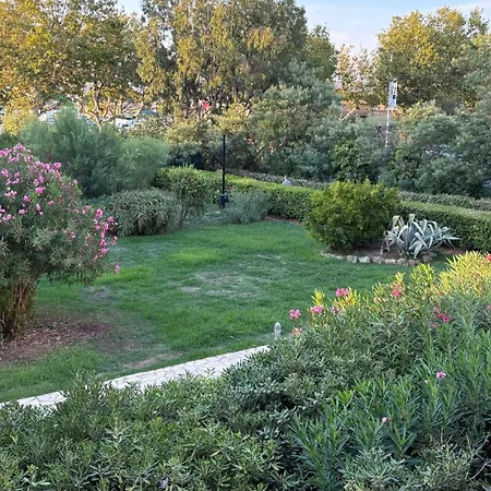 Jardin Terrasse Eden Tropez - Parking Pool Ac 4p *