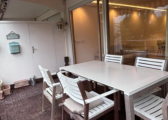 Jardin Terrasse Eden Tropez - Parking Pool Ac 4p